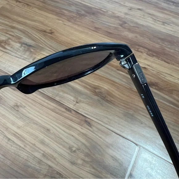 GUESS‎ GU7159 BLK-3 Sunglasses 57/14/135 Gloss Black Summer Eyewear - Picture 6 of 9